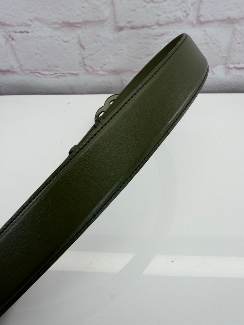 Authentic Gucci Monochrome Gg Wide Marmont Enamel Green Belt 75/30 400593 - Picture 4 of 8